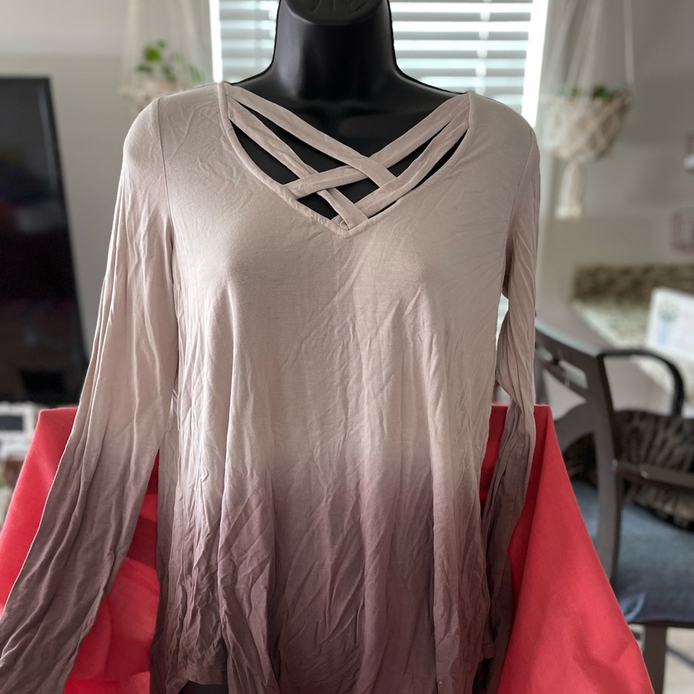 American eagle soft and sexy tee